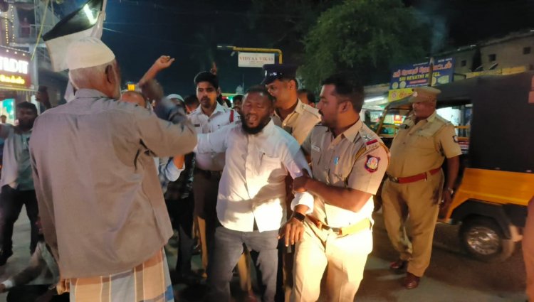 மேட்டுப்பாளையத்தில் சாலை மறியலில் ஈடுபட்ட தமுமுக, மமக -வினர் கைது