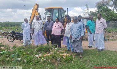 செய்தியின் எதிரொலியாக மல்லிப்பட்டினம் அங்கன்வாடி அருகே உள்ள குப்பைகள் அகற்றம்.!