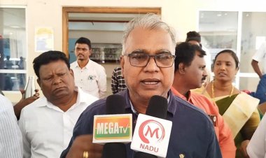 ஐ இ எல் சி கிருஸ்துவ நிதி உதவி பள்ளியில் முறைகேடு நடவடிக்கை எடுக்க நிர்வாக குழு மாவட்ட ஆட்சியரிடம் மனு.!