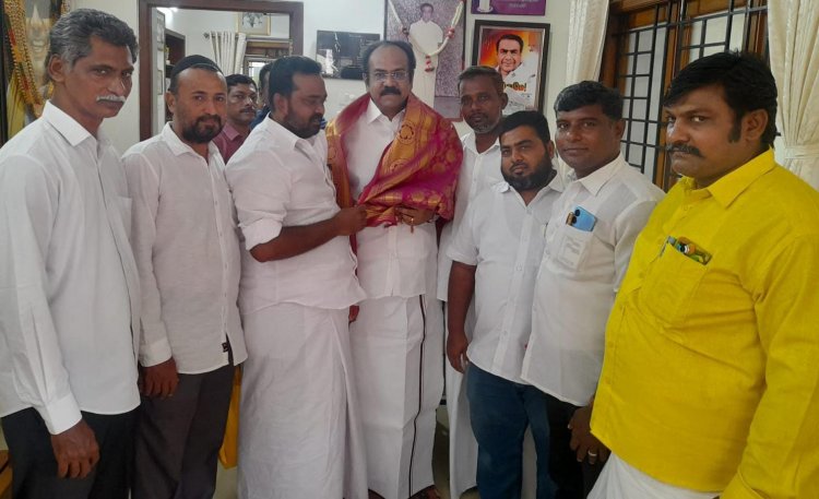 மனிதநேய மக்கள் கட்சி சார்பாக மாவட்டத்தின் கோரிக்கைகளை வலியுறுத்தி நிதி மற்றும் மனிதவள மேம்பாட்டு துறை அமைச்சர் T.தங்கம் தென்னரசுவுடன் சந்திப்பு.!