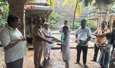 குற்றாலம் அருவிக்கரையில் மழைக்கால ஓவியம் வரைந்த மாணவர்களுக்கு பாராட்டு.!