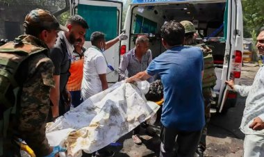 ஏர் இந்தியா விமான விபத்தில் பலியானோர் குடும்பத்திற்கு துணை நிற்போம் - டாடா குழுமத் தலைவர் சந்திர சேகரன் .!