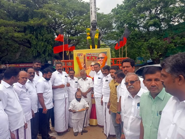 குற்றாலம் பேரூர் திமுக சார்பில் கலைஞர் பிறந்த நாள் நிகழ்ச்சி.!