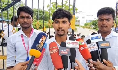 சட்டப் பல்கலைக்கழக மாணவர்கள் விடுதி கேட்டு பலகலைகழக வாயிலில் உள்ளிருப்பு போராட்டம். .!