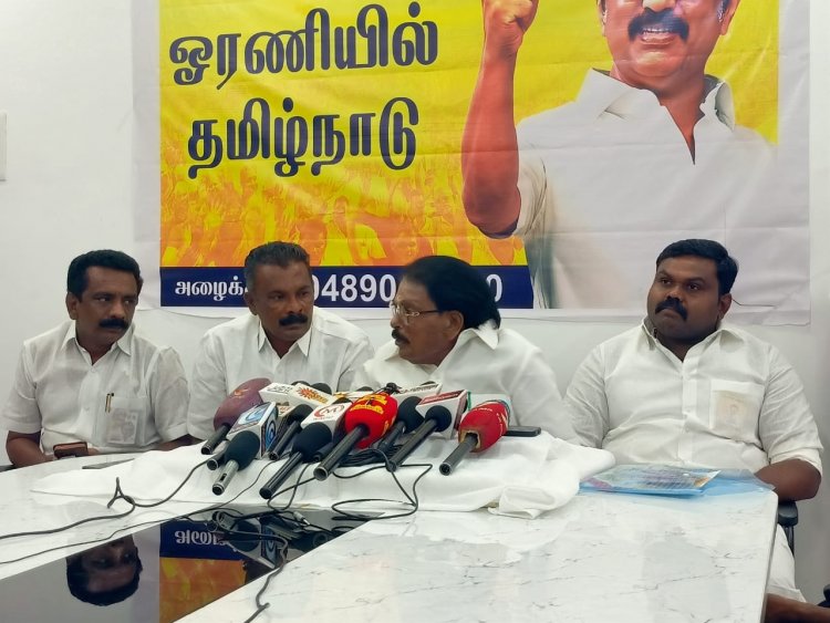 தென்காசி மாவட்டத்திற்கு முதல்வர் வரும்போது பல்வேறு திட்டங்கள் அறிவிக்கப்படும் என அமைச்சர் கே.கே.எஸ்.எஸ்.ஆர். பேட்டி .!
