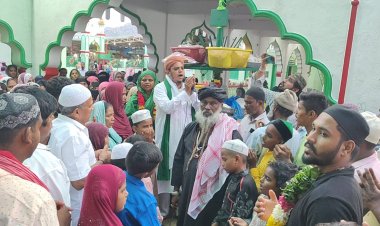 சங்கல் தோப்பு தர்காவில் மிலாடி நபியை முன்னிட்டு நடைபெற்ற விழாவில் 40 ஆயிரம் பரோட்டா தயார் செய்து அனைத்து தரப்பட்ட மக்களுக்கும் பிரசாதமாக வழங்கப்பட்டது.!