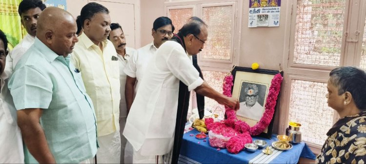 திராவிட இயக்க முன்னோடி குற்றாலம் க.ராசாராம் பட திறப்பு மற்றும் குடும்பத்திற்கு வைகோ ஆறுதல் .!