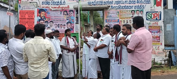 தென்காசியில் மனித நேய ஜனநாயக கட்சி சார்பில் சுதந்திர தின விழா..!