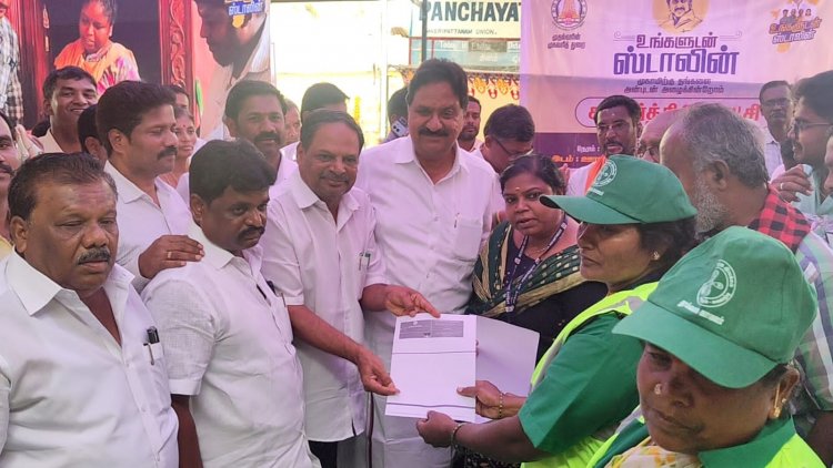உங்களுடன் ஸ்டாலின் திட்ட முகாமினை பர்கூர் சட்டமன்ற உறுப்பினர் மதியழகன் துவக்கி வைத்து பார்வையிட்டார்.!