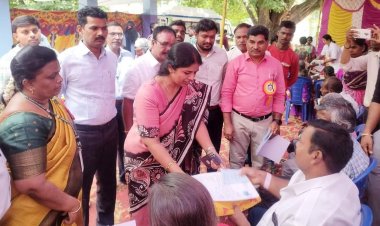 மக்கள் நலன் காக்கும் ஸ்டாலின் மருத்துவ முகாம். !