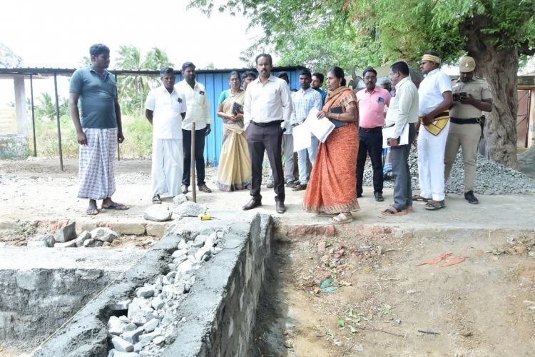சட்டமன்ற உறுப்பினர் நிதியில் கட்டப்பட்டுள்ள கட்டிடங்களை பார்வையிட்ட மாவட்ட ஆட்சியர். !