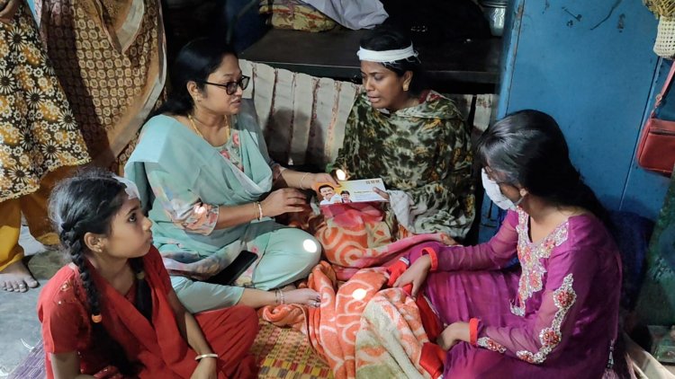 வீட்டின் மீது புளியமரம் விழுந்ததில் மூன்று பெண்கள் காயம்  பாதிக்கப்பட்டவர்களை நகர்மன்ற தலைவி பரிதா நவாப் நேரில் பார்வையிட்டு நிதி உதவி அளித்தார்.!