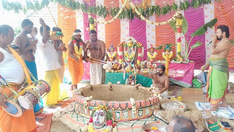 ஓம் ஶ்ரீ சுயம்பு மஹாசக்திஸ்ரீ சாந்த காளியம்மன் திருக்கோவில் மஹா கும்பாபிஷேக நிறைவு நாள் விழா. !