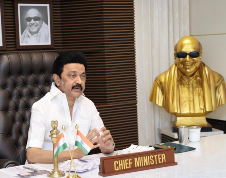 கரூரில் தவெக கூட்டத்தில் சிக்கிய தொண்டர்கள், உதவிக்கரம் நீட்டிய முதலமைச்சர் மு.க.ஸ்டாலின். !