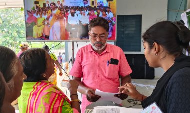 பெத்ததாளப்பள்ளியில் நடைபெற்ற கிராம சபைக்கூட்டத்தை வட்டார வளர்ச்சி அலுவலர் உமாசங்கர் துவக்கி வைத்தார்..!