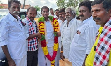 இளைஞர் மற்றும் இளம்பெண்கள் பாசறை மாவட்ட செயலாளர் KPM சதீஷ்குமார்.BE. MBA தேர்தல் கலந்துரையாடல்..!