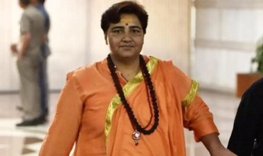 இந்துக்கள் அல்லாதோர் வீடுகளுக்கு தங்கள் மகள்கள் சென்றால் அடித்து காலை உடையுங்கள் என பிரக்யா தாக்கூர் சர்ச்சை பேச்சு. !