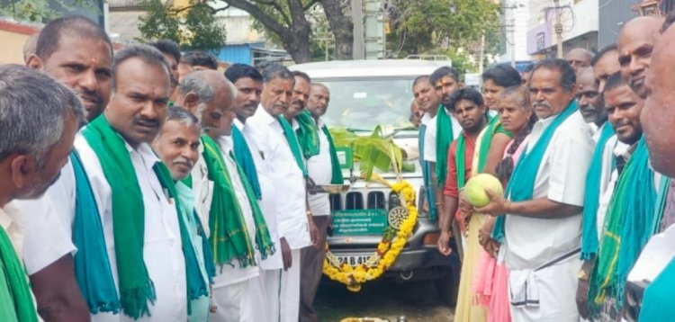 விவசாயிகள் சங்கத்தின் சார்பில் நடத்தப்பட்ட ஆயுதபூஜையில் தமிழக விவசாயிகள் சங்கத்தின் மாநில தலைவர் இராமகவுண்டர் பங்கேற்பு.!