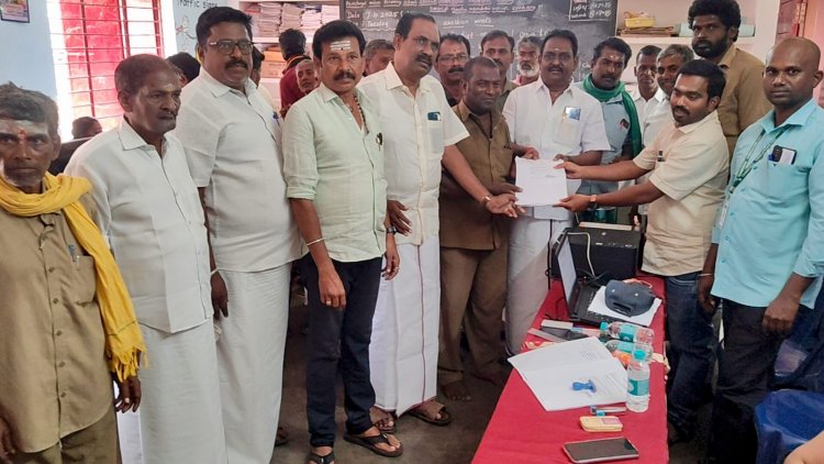 உங்களுடன் ஸ்டாலின் திட்ட முகாமினை வட்டார வளர்ச்சி அலுவலர் உமாசங்கர், ஒன்றிய செயலாளர் தனசேகரன் ஆகியோர் துவக்கி வைத்தனர்.!