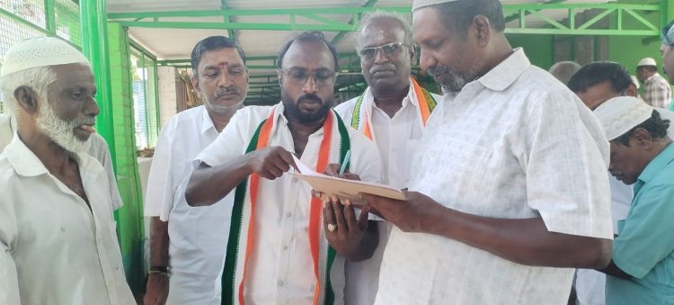 தென்காசி நகர காங்கிரஸ் சார்பில் வாக்கு திருட்டை கண்டித்து மாபெரும் கையெழுத்து இயக்கம் .!