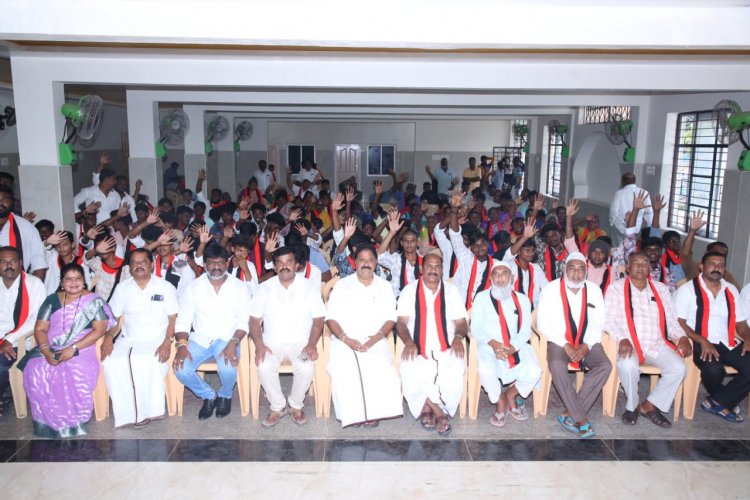 அதிமுக, தவெக,பாமக, பாஜக கட்சியை சேர்ந்த  200- மேற்பட்ட  மாற்றுக் கட்சியினர்கள்  திமுக வில் இணையும் விழா.!