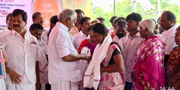 கிருஷ்ணகிரி அருகே உள்ள பாஞ்சாலியூர் கிராமத்தில் மாற்றுக்கட்சியிருந்து விலகி 100 க்கு மேற்பட்டோர் அதிமுகவில் இணையும் விழா.!