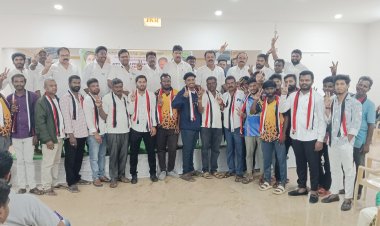 ஓசூர் ஒன்றியத்தில் உலியாளம்  கிராமத்தில் தனியார் திருமண மண்டபத்தில் அதிமுக பூத் கமிட்டி ஆலோசனைக் கூட்டம்.!