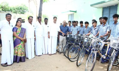 அரசு மேல்நிலைப் பள்ளி, பயிலும்  236 மாணவ, மாணவிகளுக்கு தமிழக அரசின் விலையில்லா மிதிவண்டிகள்  வழங்கும் விழா.!