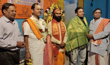 இந்து மக்கள் கட்சி நிறுவனர் அர்ஜுன் சம்பத்தை சந்தித்த டாக்டர் சந்திர மோகன்.!