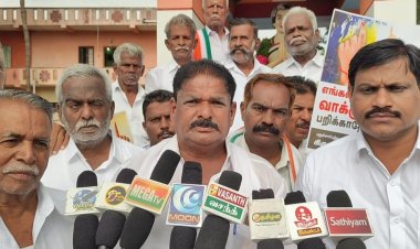 கிருஷ்ணகிரியில் காங்கிரஸ் கட்சி சார்பில், பாஜக,  தேர்தல் ஆணையத்தின் கூட்டுச் சதியை முறியடிக்கும் விதமாக SIR வேண்டாம் என வலியுறுத்தி கண்டன ஆர்ப்பாட்டம்!