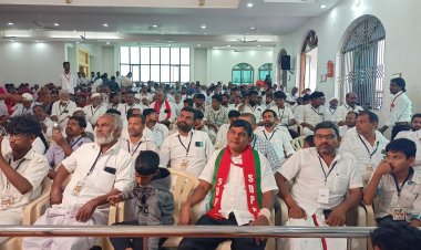 தென்காசியில் எஸ்டிபிஐ கட்சியின் மாவட்ட பூத் கமிட்டி மாநாடு.!