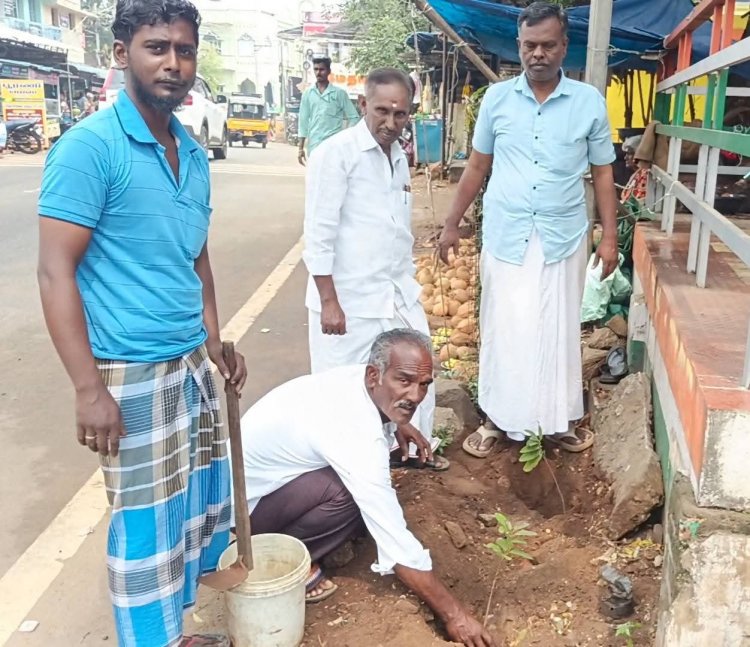 செங்கோட்டையில் முன்னாள் பிரதமர் நேரு 136 வது பிறந்த நாள் விழா .!