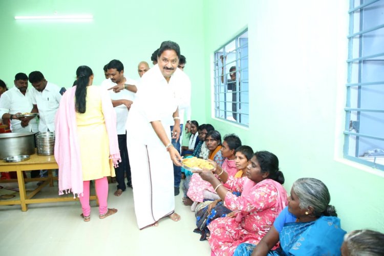 லிட்டில் ஹார்ட்ஸ் மனநலம் பாதிக்கப்பட்ட ஆசிரமத்தில் துணை முதல்வர் உதயநிதி ஸ்டாலின் பிறந்த நாள் விழா.!