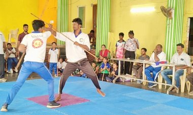 கிருஷ்ணகிரியில் மாநில அளவிலான சிலம்பம் சாம்பியன் ஷிப் போட்டியில் ஏராளமான பள்ளி மாணவ, மாணவிகள் கலந்துக் கொண்டனர்.!