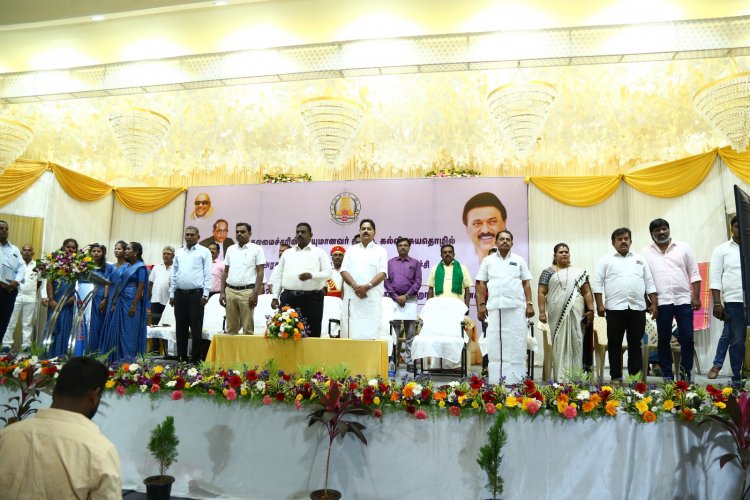 அம்பேத்கர் நினைவு தினத்தை முன்னிட்டு கிருஷ்ணகிரியில் ரூ.8.45 கோடி நலத்திட்ட உதவிகள். !