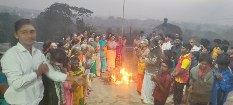 மரகத லிங்கேஸ்வரர் ஆலயத்தில் மார்கழி மாத பஜனை பாடல் சிவ பூஜை நடைபெற்றது.!