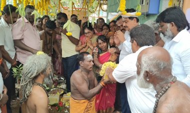 புதிய வீட்டு வசதி வாரிய குடியிருப்பு பகுதியில் காசி விசுவநாதர் திருக்கோவில் கட்டுமான பணியினை சட்ட மன்ற உறுப்பினர் மதியழகன் பூமி பூஜை செய்து துவக்கி வைத்தார்.!