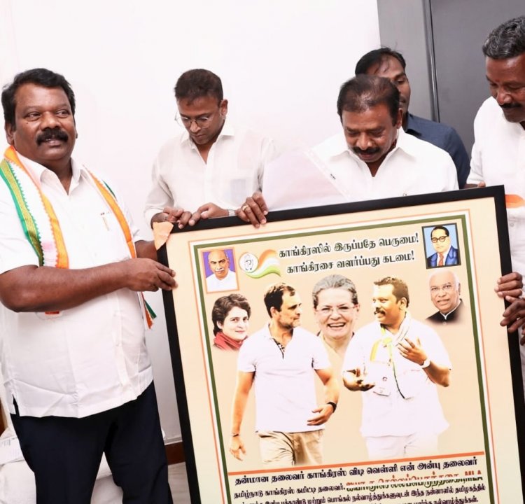 கிருஷ்ணகிரி, பர்கூர், ஊத்தங்கரை உள்ளிட்ட மூன்று சட்ட தொகுதிகளில் ஏதாவது ஒரு தொகுதியில் தமிழக காங்கிரஸ் தலைவர் செல்வபெருந்தகை போட்டியிட வேண்டும் என மனு. !