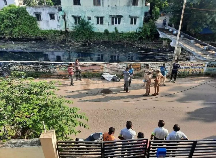 சென்னையில் ஒரே குடும்பத்தை சேர்ந்த 3 பேரை கொலை செய்து வீசியெறிந்த பீகாரை சேர்ந்த 7 பேர் கொண்ட கும்பல் கைது. !