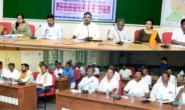 புதிய வாக்கு சாவடி அமைப்பது தொடர்பான ஆலோசனை கூட்டம் மாவட்ட ஆட்சியர்  தினேஷ்குமார் தலைமையில் நடைபெற்றது.!