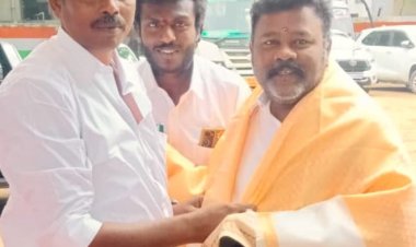 சாமனபள்ளி பகுதியை சேர்ந்த மூர்த்தி காங்கிரஸ் கட்சியின் எஸ்.சி. பிரிவு மாநில செயலாளராக அந்ததுறையின் மாநில தலைவர் எம்.பி. ரஞ்சன்குமாரால் நியமிக்கப்பட்டார்.!