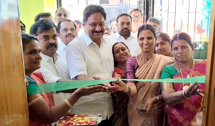 முதியோர் காப்பகத்தினை திமுக சட்டமன்ற உறுப்பினர் மதியழகன் அவர்கள்  குத்துவிளக்கு ஏற்றி திறந்து வைத்தார் .!