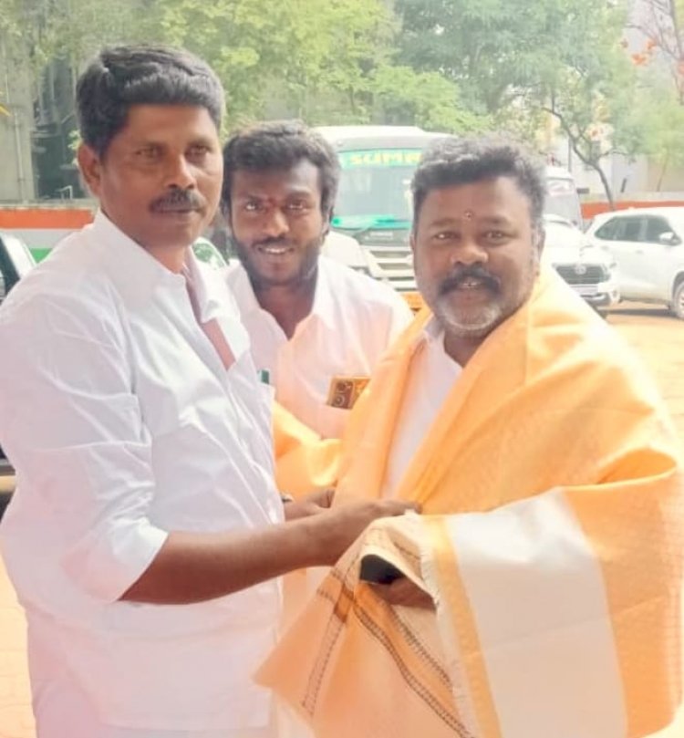 சாமனபள்ளி பகுதியை சேர்ந்த மூர்த்தி காங்கிரஸ் கட்சியின் எஸ்.சி. பிரிவு மாநில செயலாளராக அந்ததுறையின் மாநில தலைவர் எம்.பி. ரஞ்சன்குமாரால் நியமிக்கப்பட்டார்.!