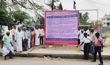 விக்டோரியா வாரச்சந்தை ஆக்கிரமிப்பை கண்டித்து கிராம மக்கள் கிராம நிர்வாக அலுவலகம் முன்பாக கறுப்பு கொடி கட்டி சட்டமன்றத் தேர்தல் புறக்கணிப்பு போராட்டம் .!