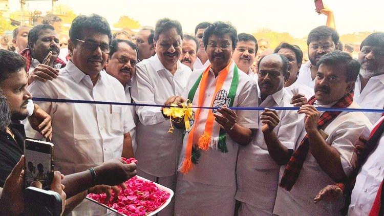 காங்கிரஸ் கட்சி தேர்தல் அலுவலகத்தினை கிழக்கு மாவட்ட திமுக செயலாளர் மதியழகன் திறந்து வைத்தார்.!